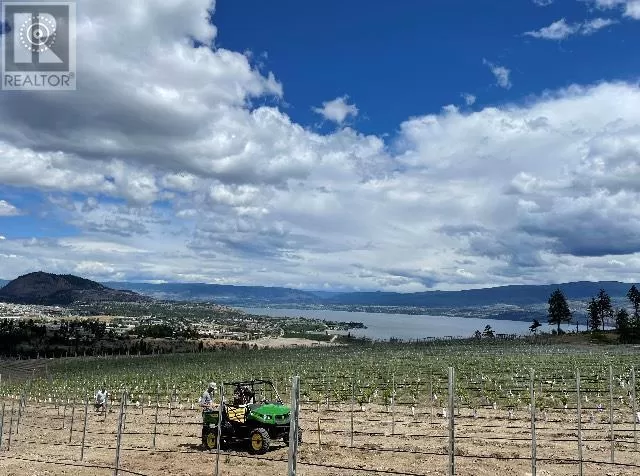 Other for rent: 2789 Highway 97 Highway, West Kelowna, British Columbia V4T 2K6