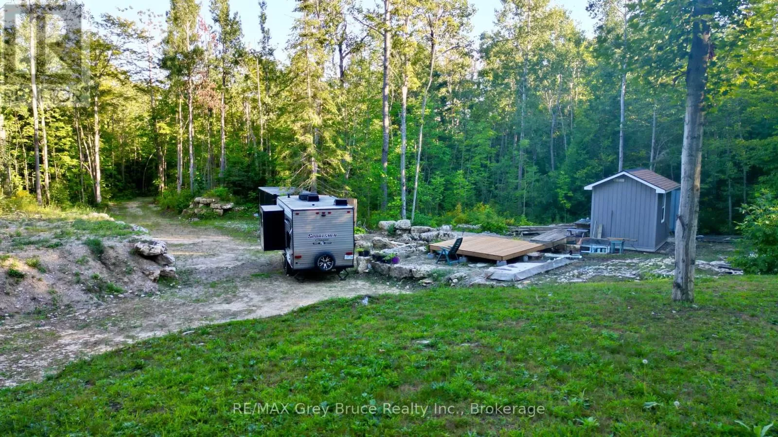 279 Barney's Boulevard, Northern Bruce Peninsula, Ontario N0H 1Z0