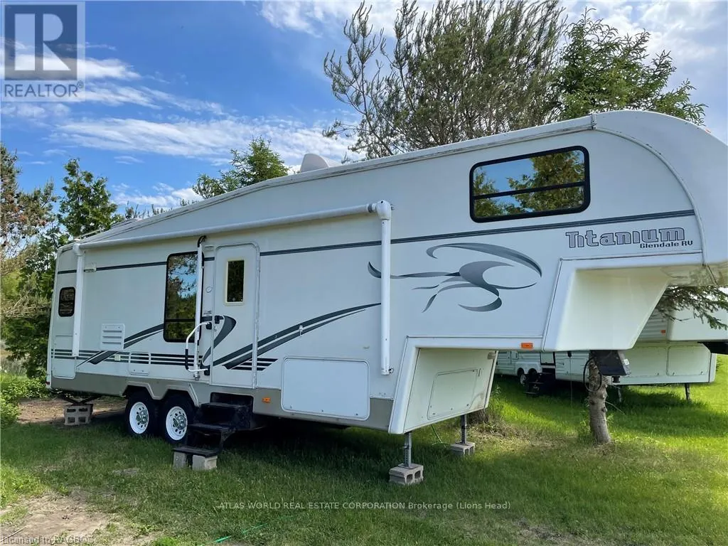 Mobile Home for rent: 28 - 9 Tamarac Road, Northern Bruce Peninsula, Ontario N0H 2R0