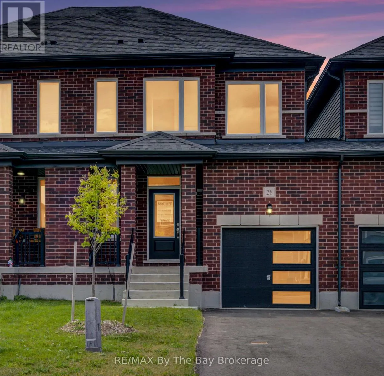 Row / Townhouse for rent: 28 Autumn Drive, Wasaga Beach, Ontario L9Z 0K7