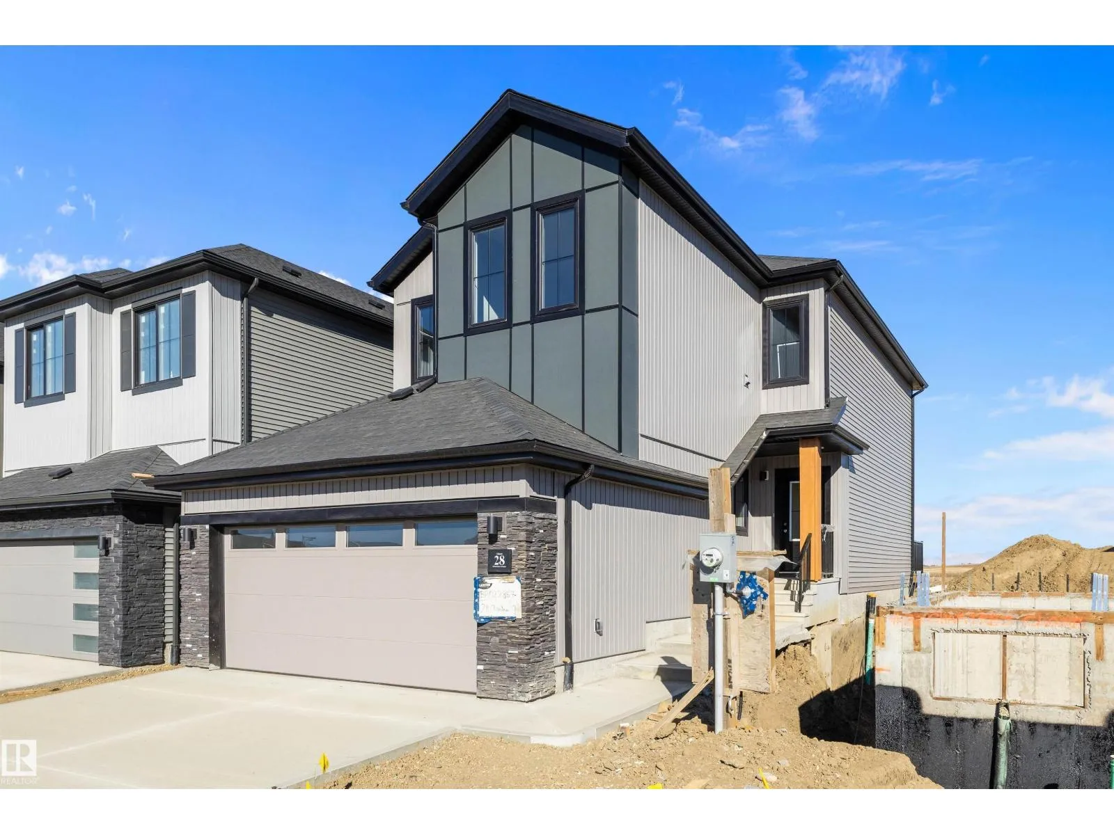 House for rent: 28 Chartres Cl, St. Albert, Alberta T8T 2C9