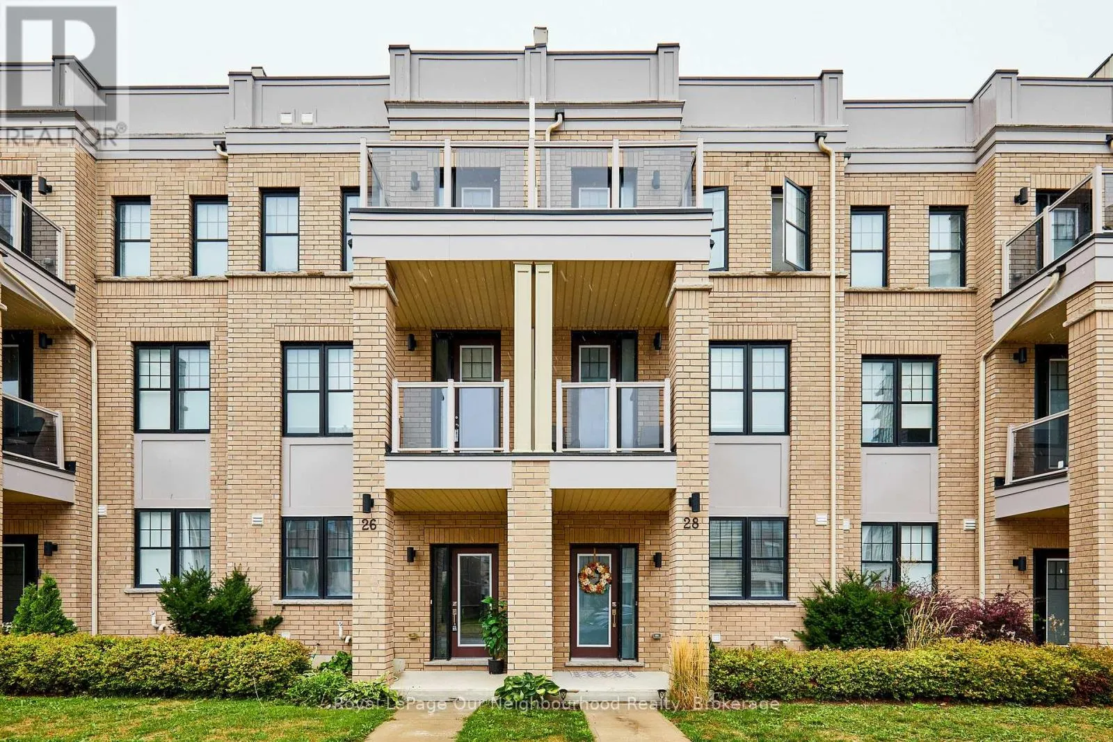 Row / Townhouse for rent: 28 Clarington Boulevard, Clarington, Ontario L1C 7E5