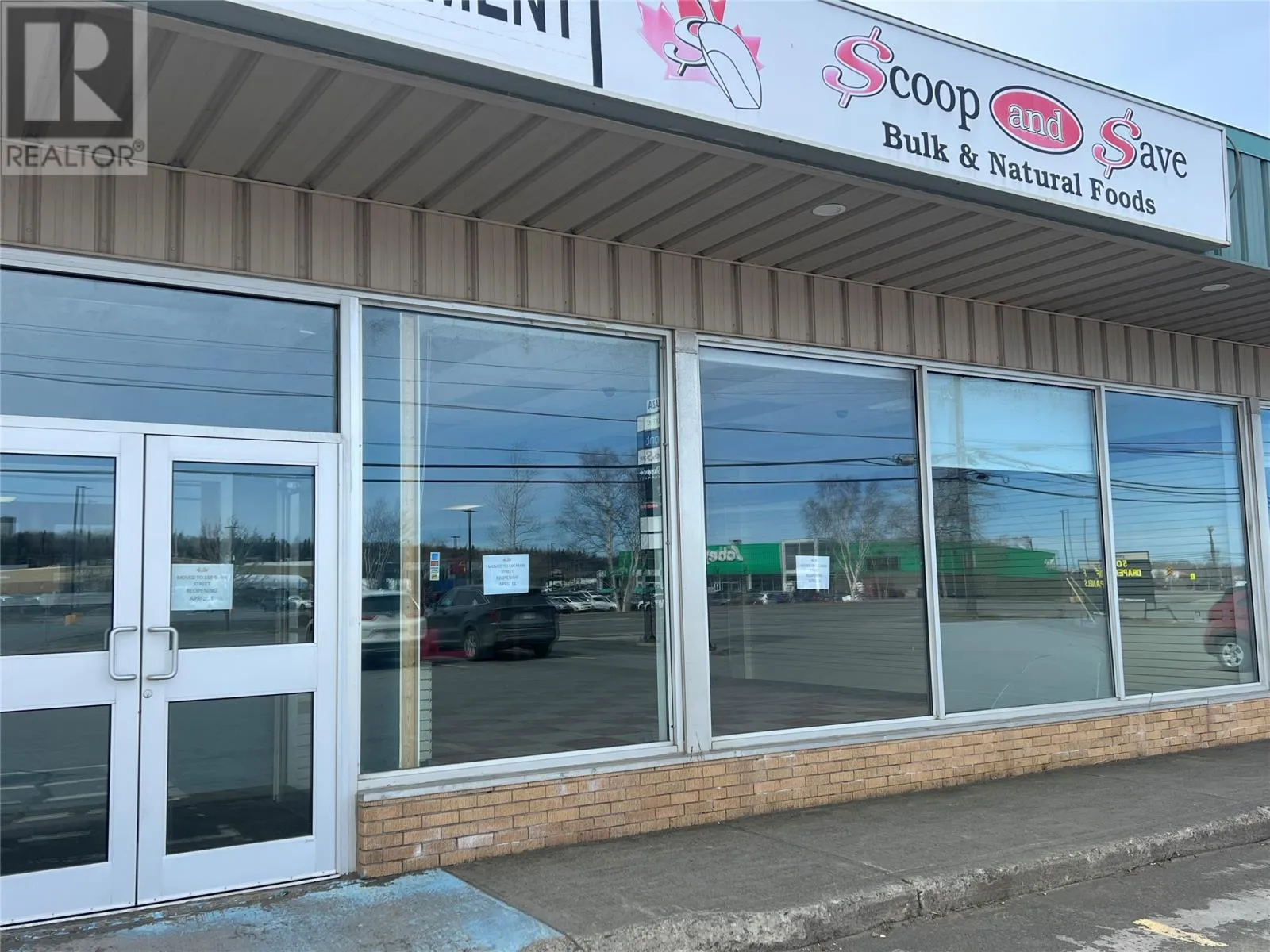 Other for rent: 28 Cromer Avenue, Grand Falls-Windsor, Newfoundland & Labrador A2A 1X2