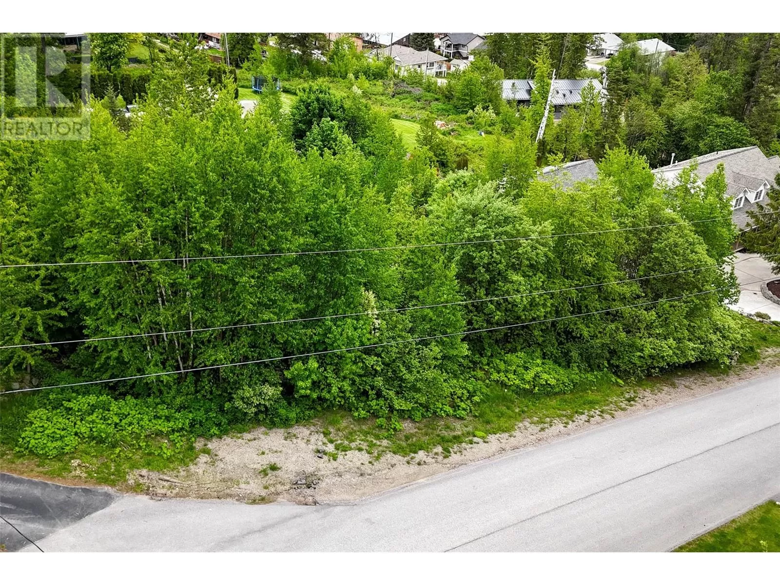 Other for rent: 28 Evergreen Avenue, Fruitvale, British Columbia V0G 1L0