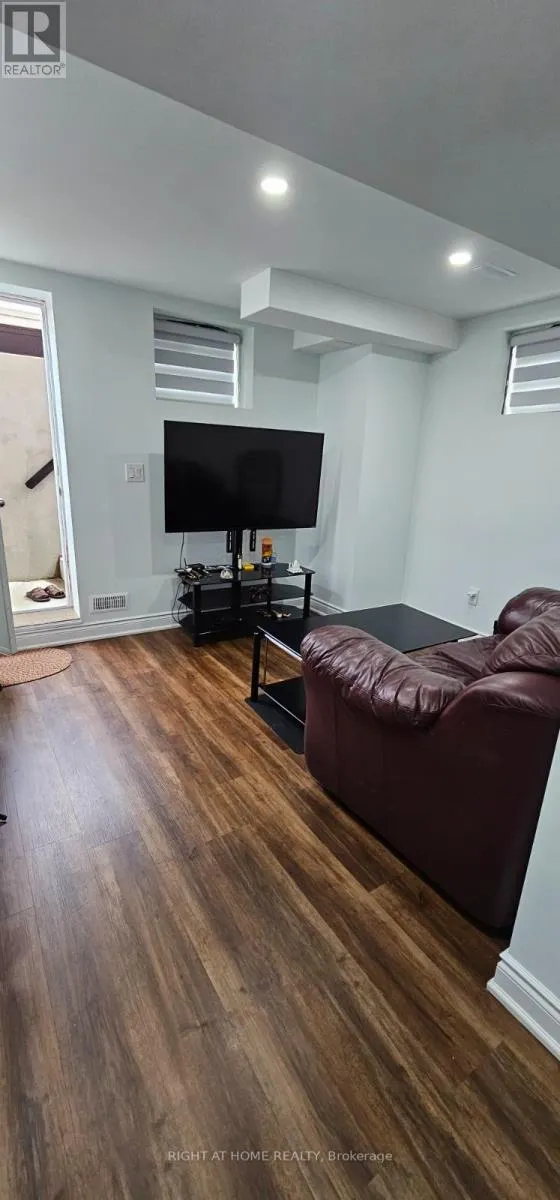 Other for rent: 28 Herrick Drive, Brampton, Ontario L7A 5G2