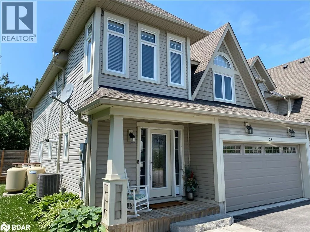 Row / Townhouse for rent: 28 Masters Crescent, Port Severn, Ontario L0K 1S0