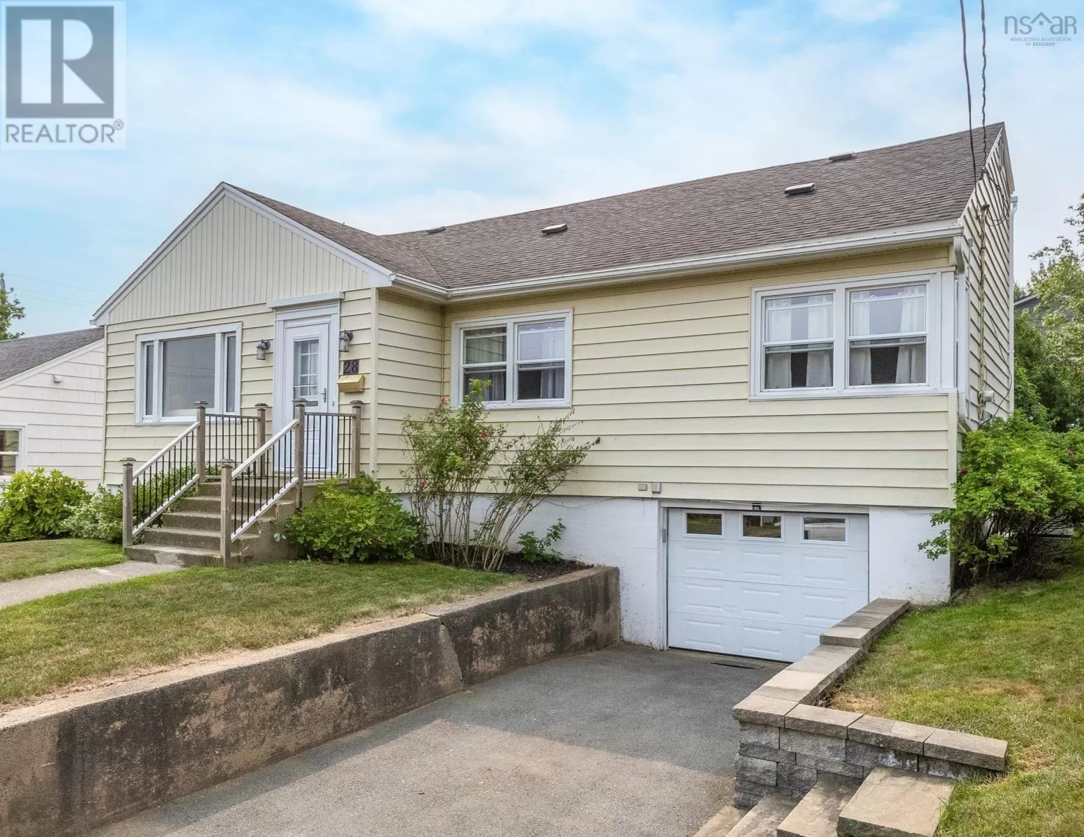 House for rent: 28 Piers Avenue, Halifax, Nova Scotia B3N 1Z5