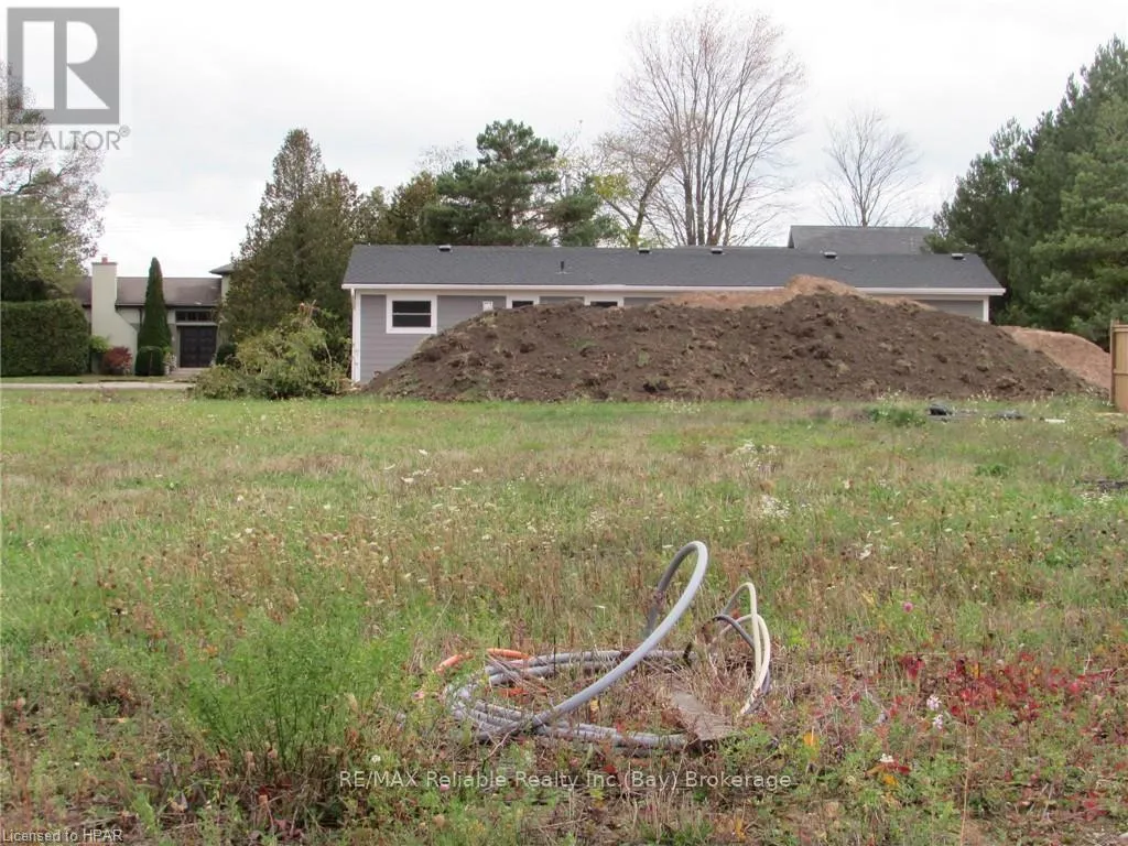 28 Thimbleweed Drive, Bluewater, Ontario N0K 1G0