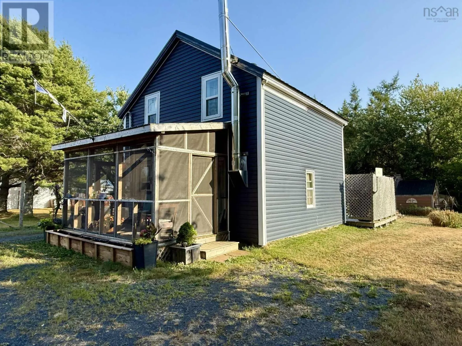 House for rent: 280 Two Island Road, Parrsboro, Nova Scotia B0M 1S0