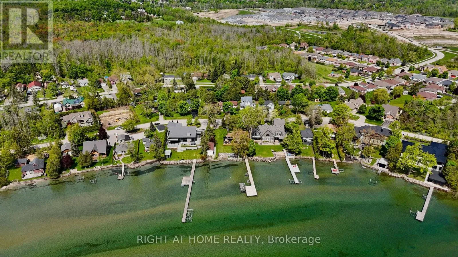 2802 Ireton Street, Innisfil, Ontario L9S 2J2