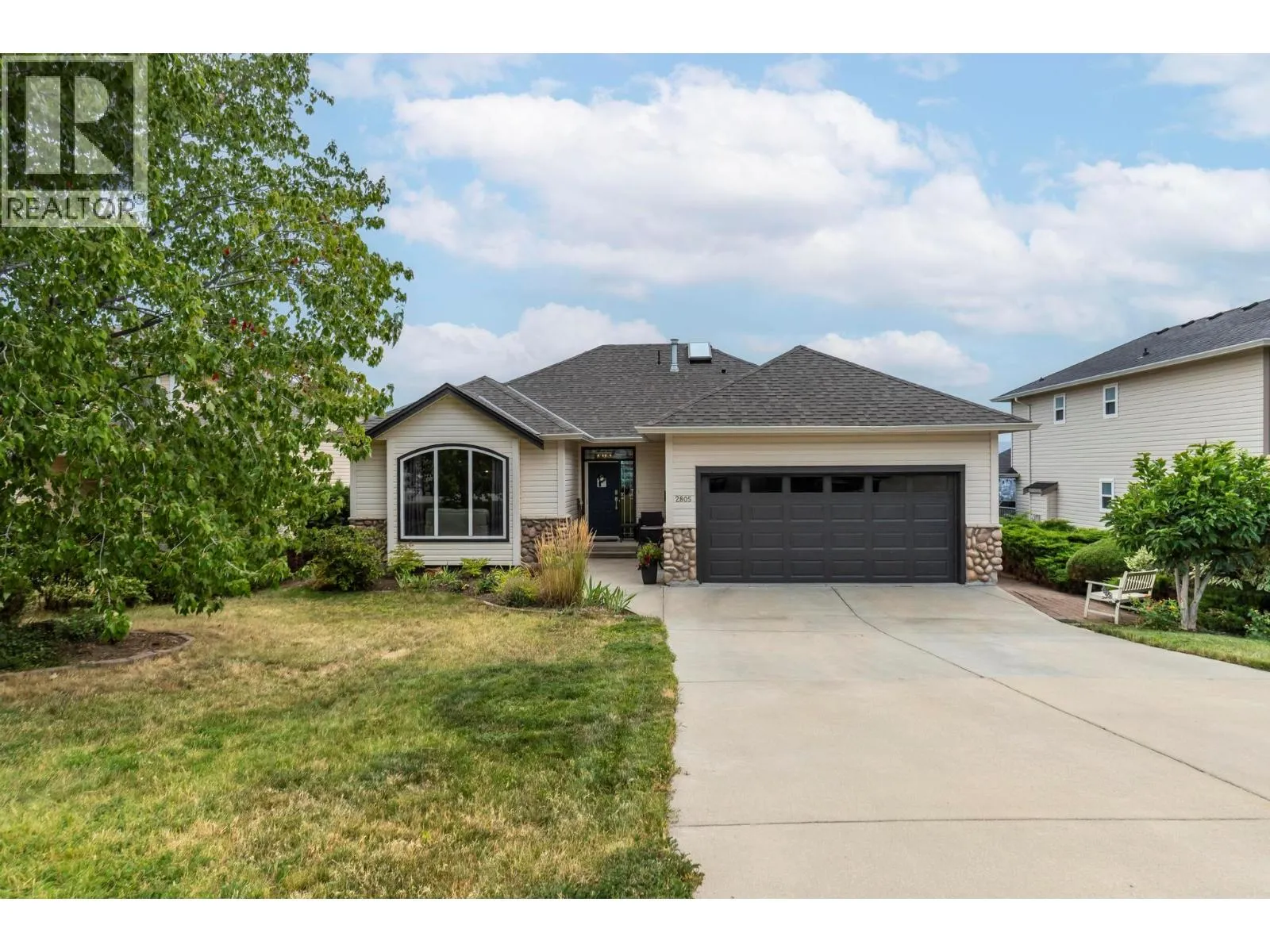 House for rent: 2805 Doucette Drive, West Kelowna, British Columbia V4T 2S6