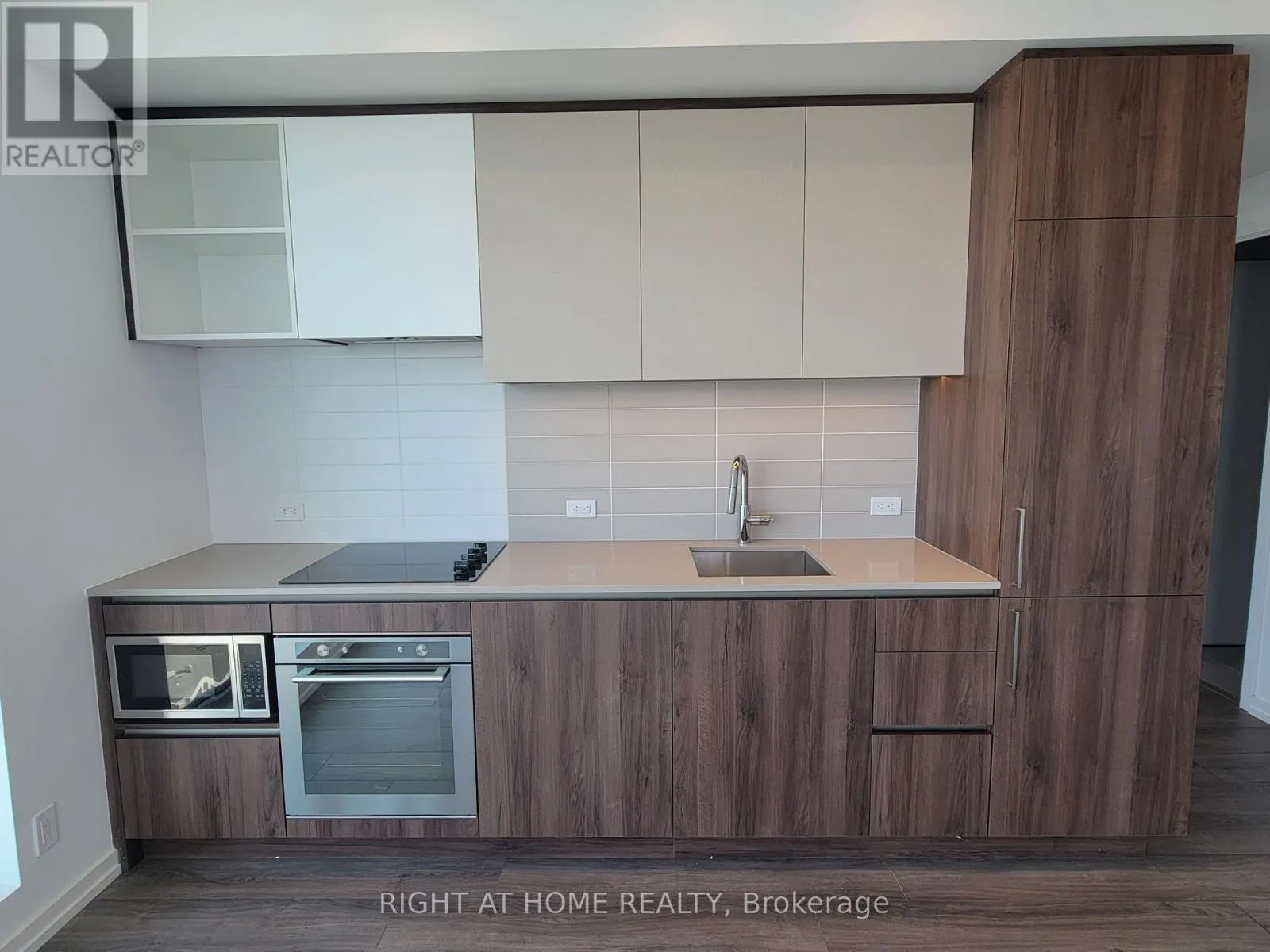 Apartment for rent: 2809 - 7890 Jane Street, Vaughan, Ontario L4K 0K9