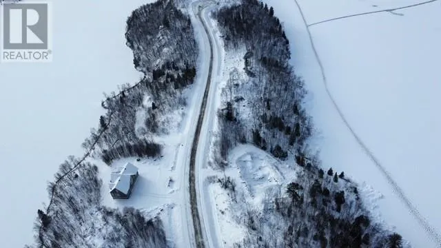 281 Scarlett, Skead, Ontario P0M 2W0