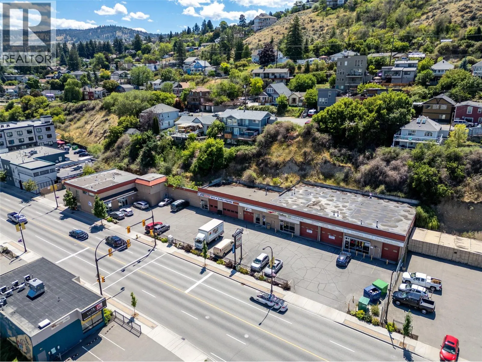 Residential Commercial Mix for rent: 281 Victoria Street W, Kamloops, British Columbia V2C 1A5