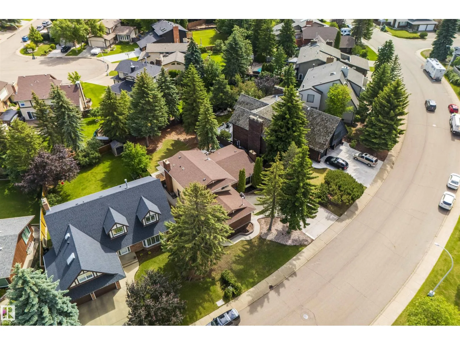 House for rent: 2811 125 St Nw, Edmonton, Alberta T6J 4G3