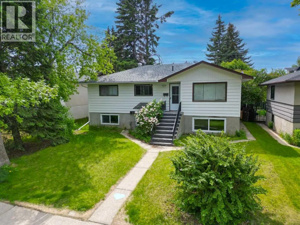 House for rent: 2815 41 Street Sw, Calgary, Alberta T3E 3K7