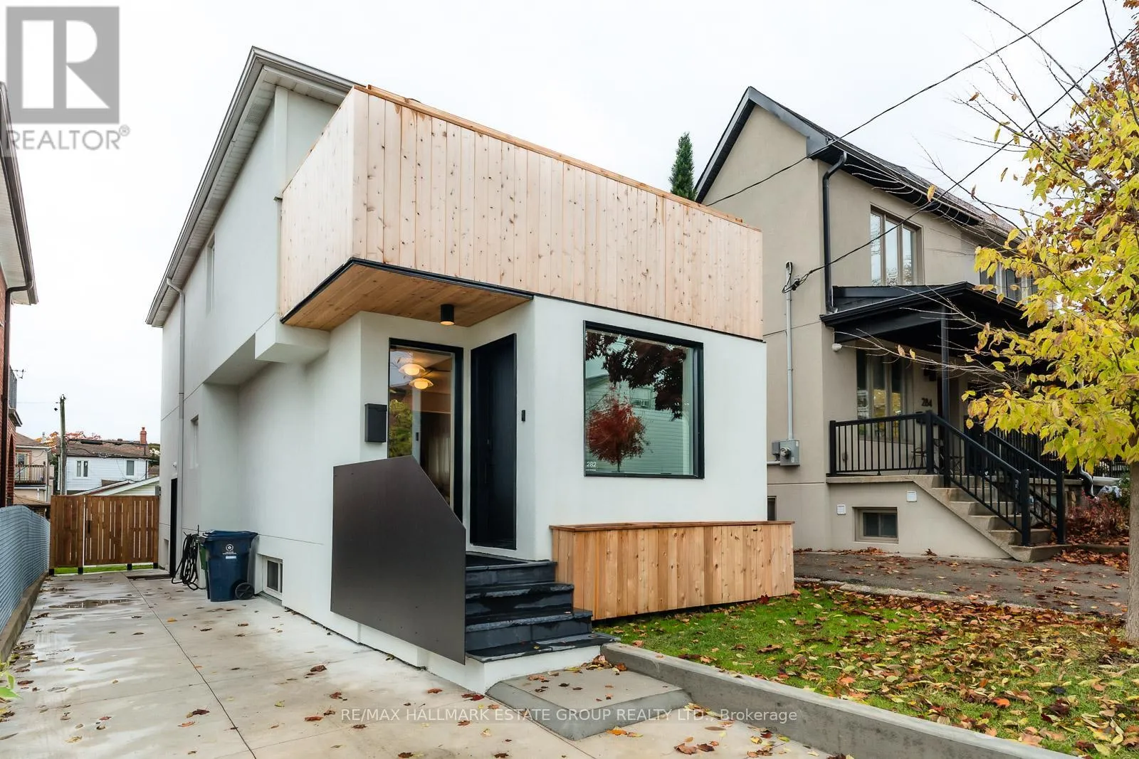 House for rent: 282 Earlscourt Avenue, Toronto, Ontario M6E 4B8