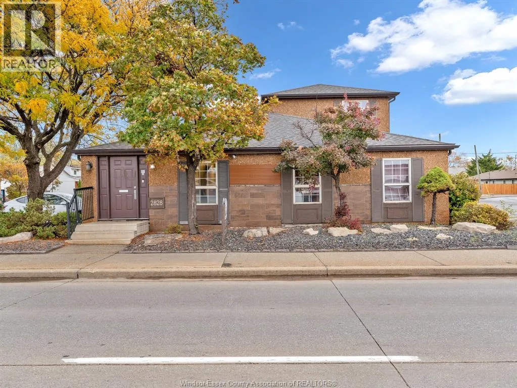 2828 Howard Avenue, Windsor, Ontario N8X 3Y3