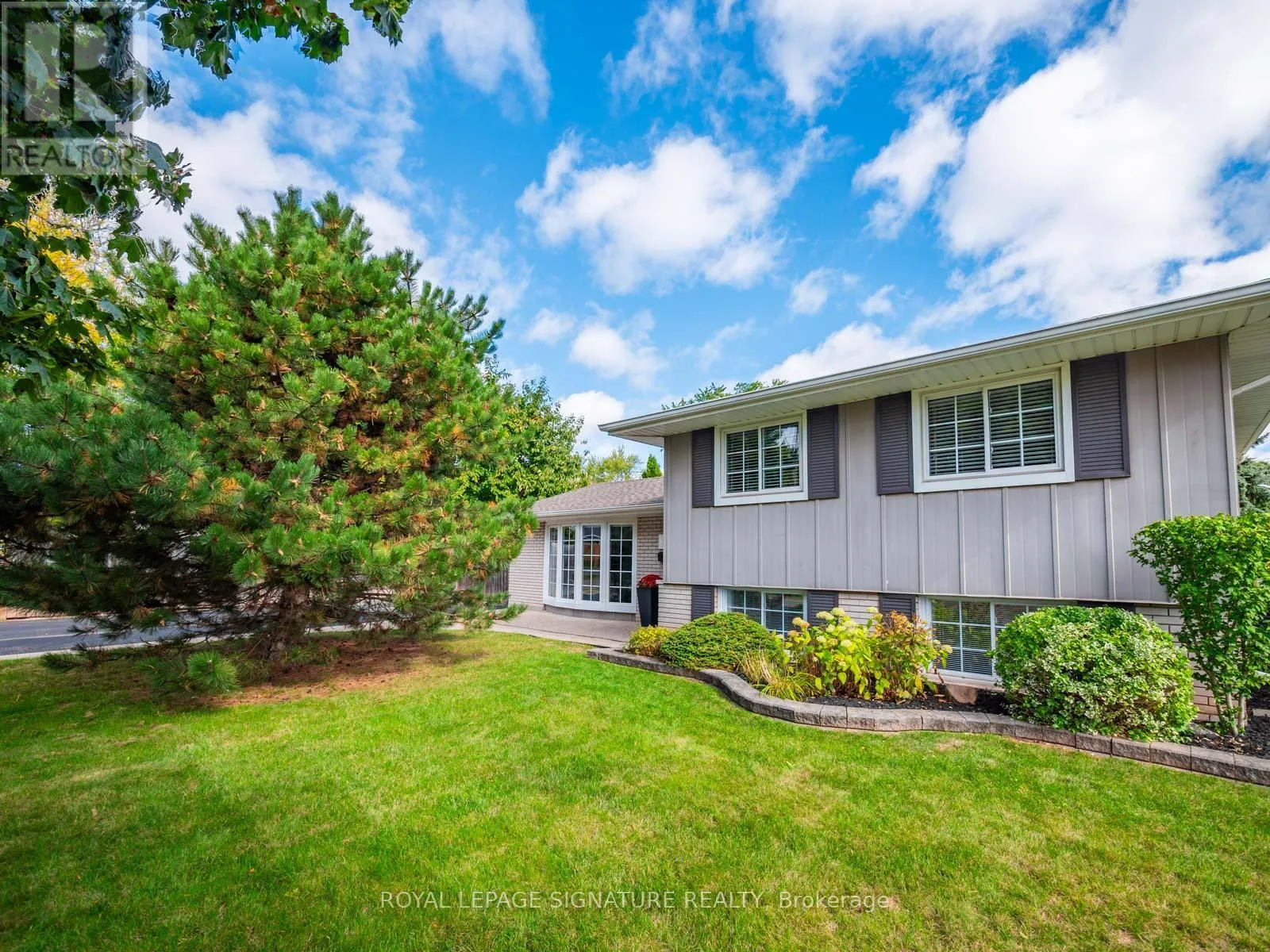 House for rent: 283 Hampton Heath Road, Burlington, Ontario L7L 4P6