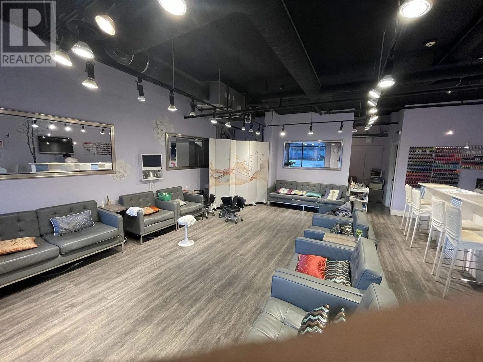 2836 Main Street, Vancouver, British Columbia V5T 3G2