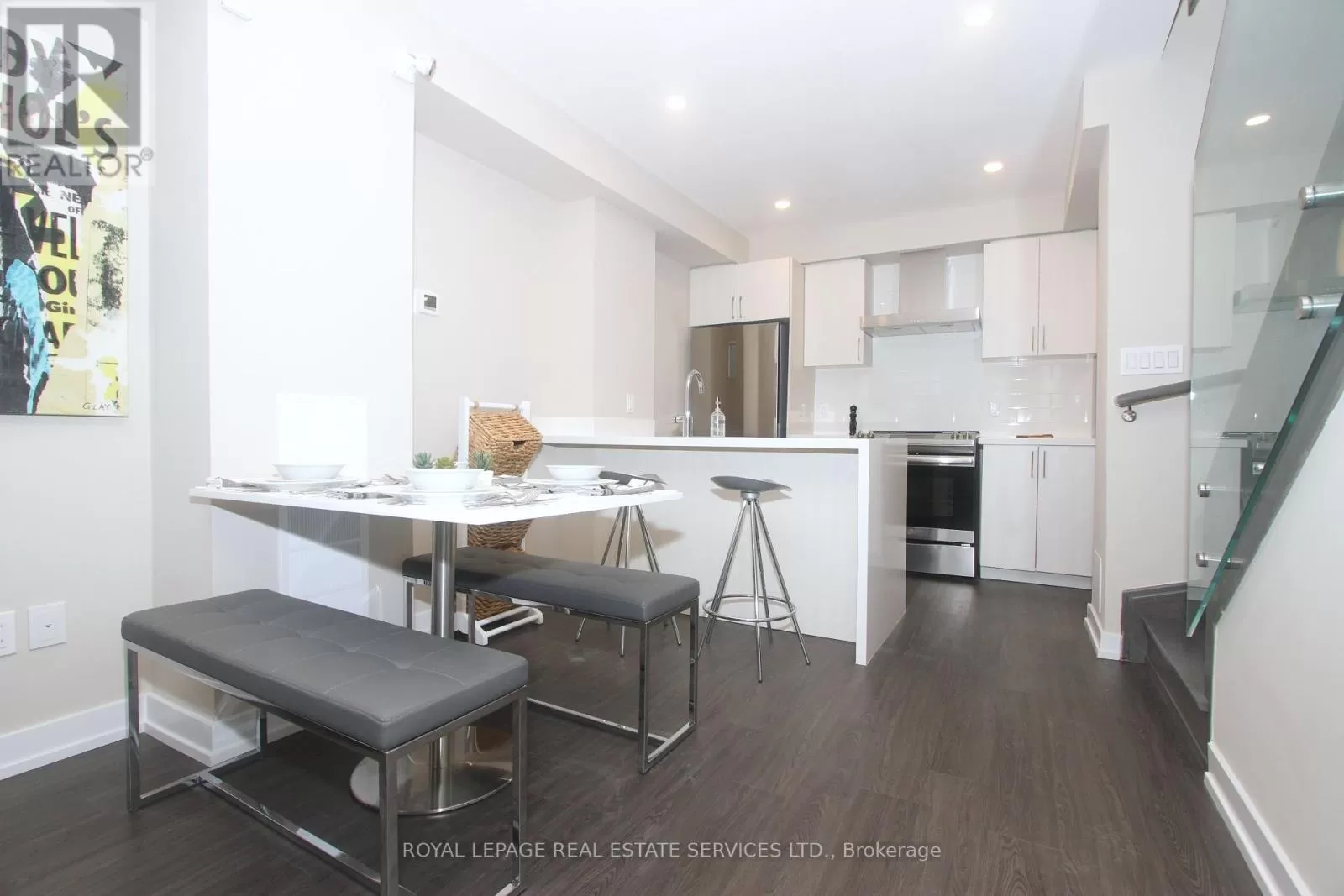 Other for rent: 284 Bleecker Street, Toronto, Ontario M4X 1K7