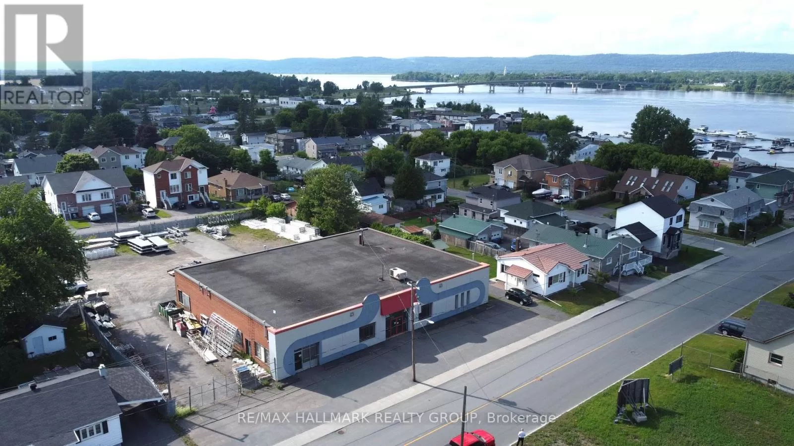 284 Cameron Street, Hawkesbury, Ontario K6A 2B4