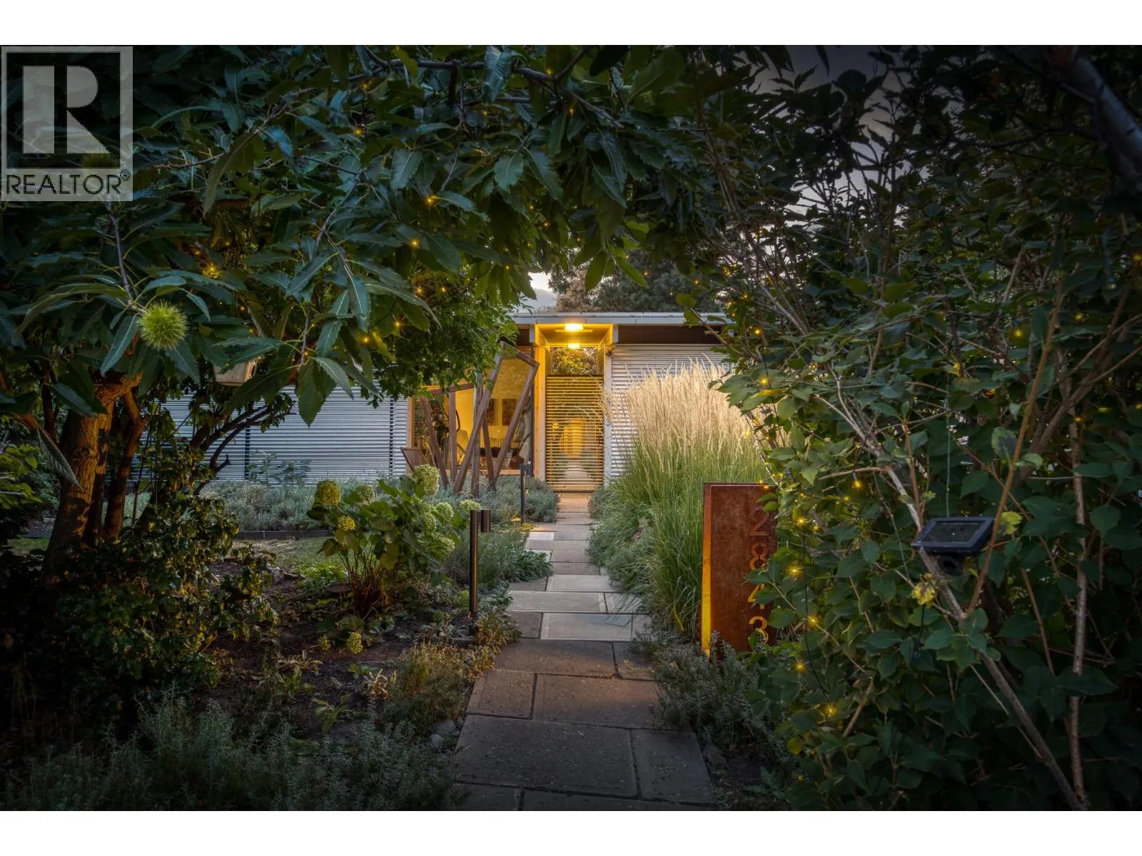 House for rent: 2843 Arawana Place, Naramata, British Columbia V0H 1N0