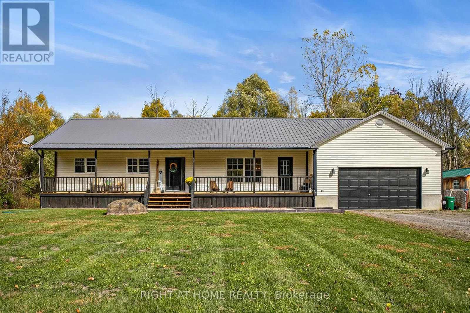 House for rent: 2849 Blanchfield Road, Ottawa, Ontario K0A 2W0