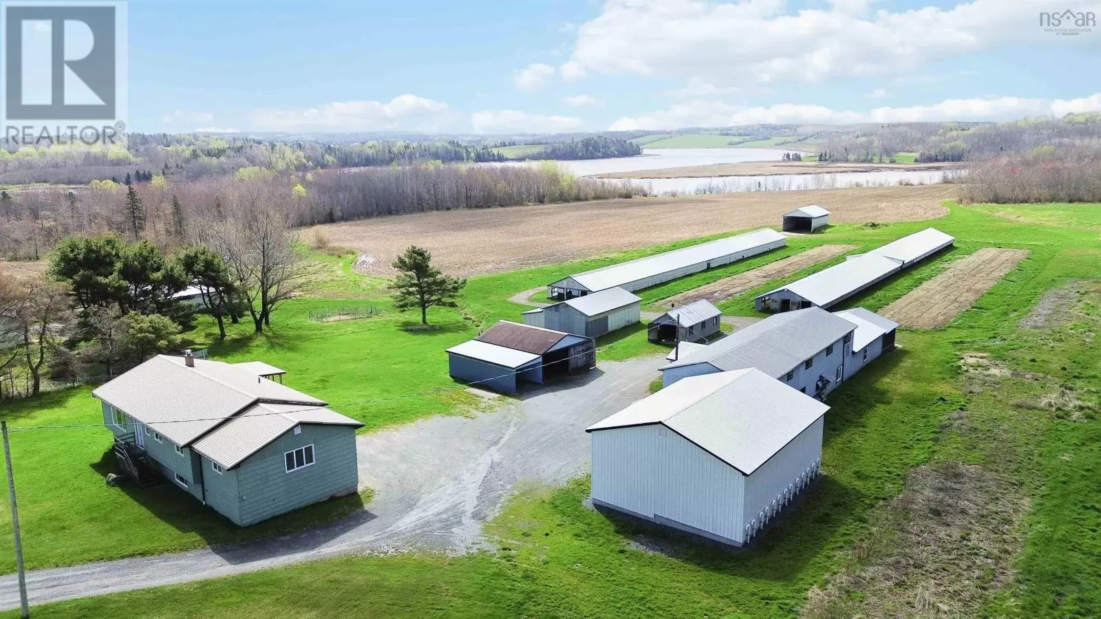 House for rent: 2849 Highway 215, Centre Burlington, Nova Scotia B0N 2A0