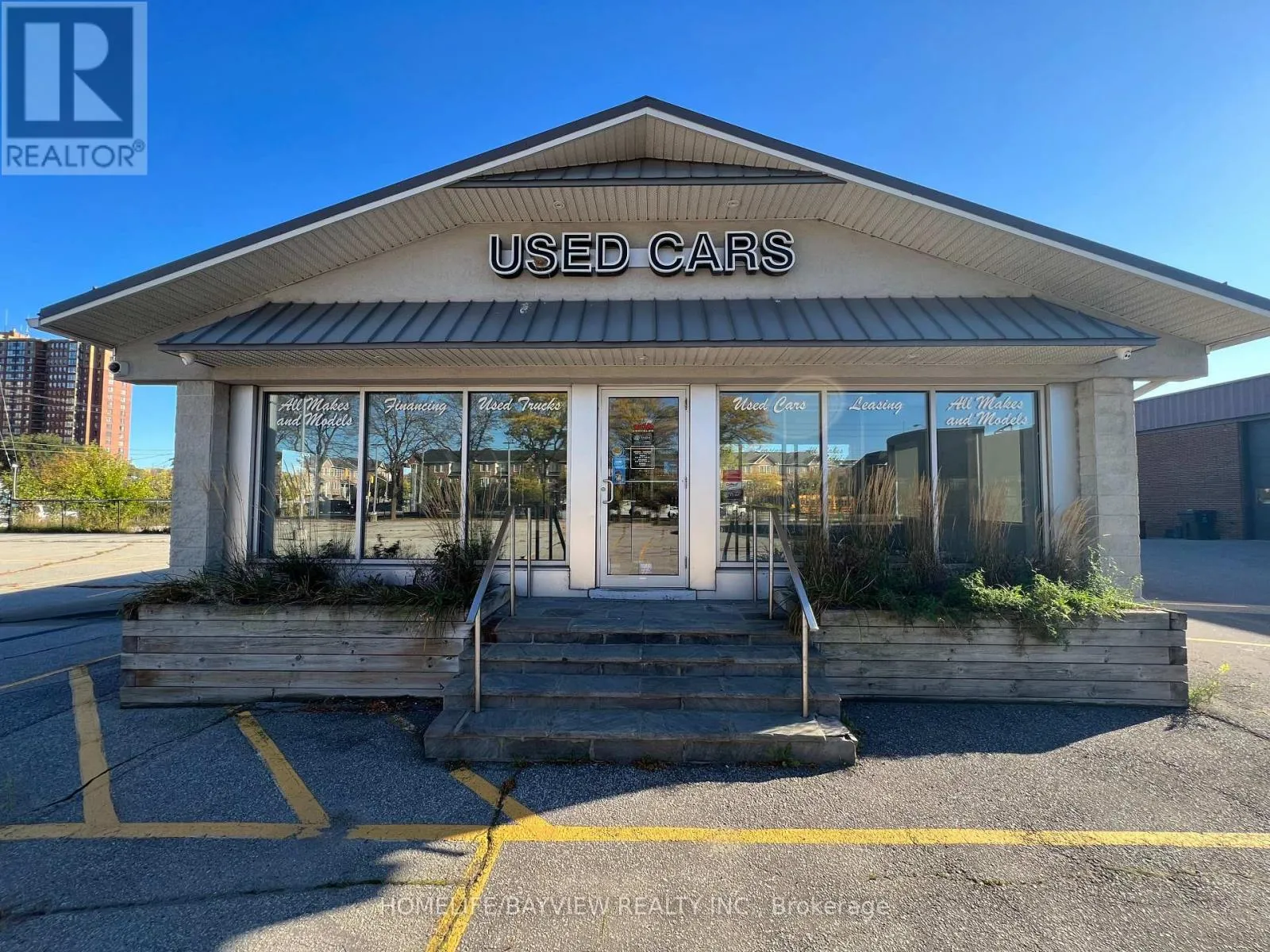 2851 Eglinton Avenue E, Toronto, Ontario M1J 2E2