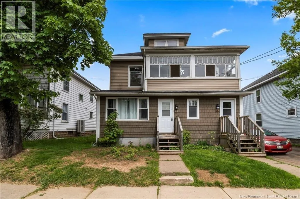 Duplex for rent: 285-289 Dominion Street, Moncton, New Brunswick E1C 6H4