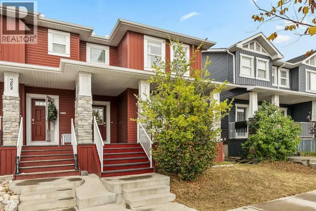 Duplex for rent: 286 Redstone Drive Ne, Calgary, Alberta T3N 0N4