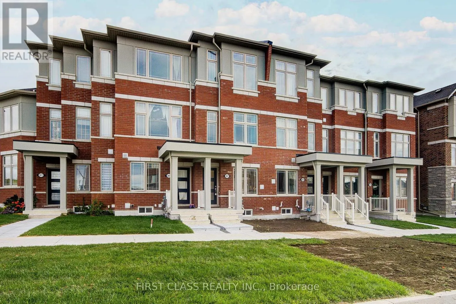 Row / Townhouse for rent: 2867 Whites Road, Pickering, Ontario L1X 2R4