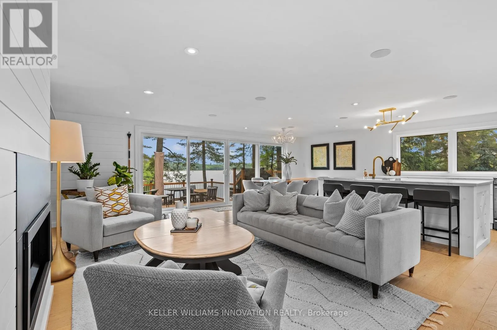 House for rent: 2872 Muskoka Road 118 W, Muskoka Lakes), Ontario P0B 1J0