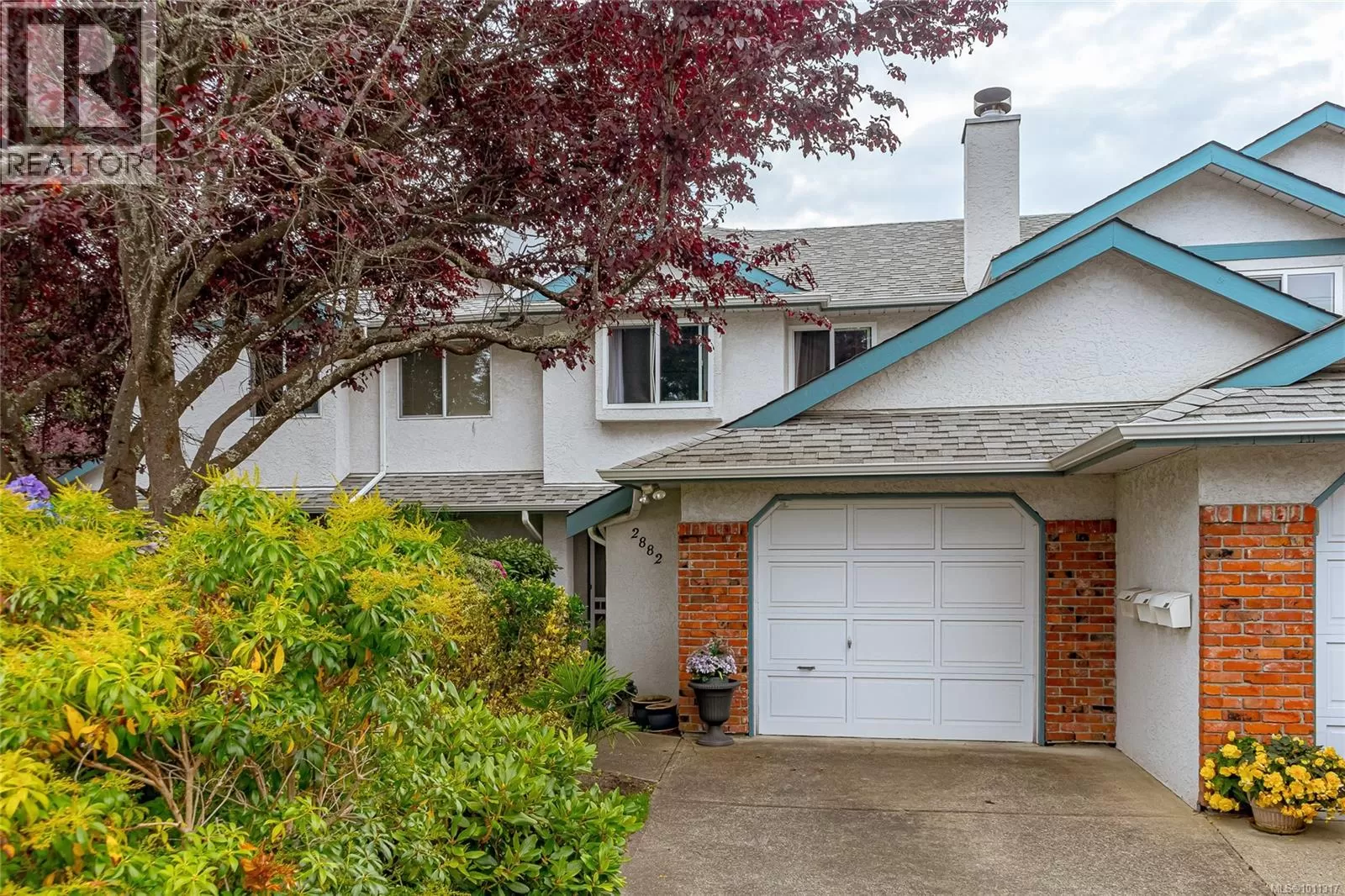 Row / Townhouse for rent: 2882 Belmont Ave, Victoria, British Columbia V8R 6T3