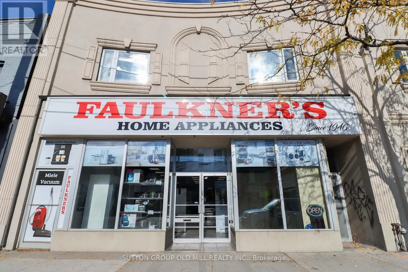 2882 Lake Shore Boulevard W, Toronto, Ontario M8Y 1K4