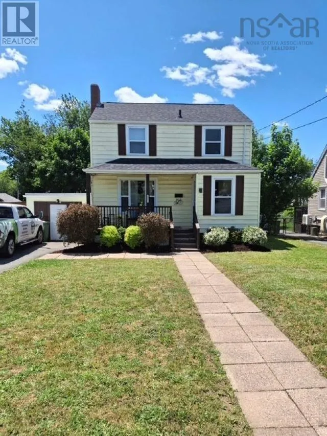 House for rent: 2892 Connaught Avenue, Halifax Peninsula, Nova Scotia B3L 3A1