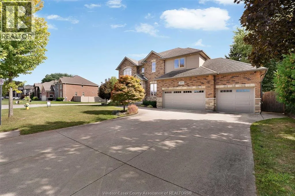 House for rent: 2895 Brooklyn Avenue, LaSalle, Ontario N9H 1C7