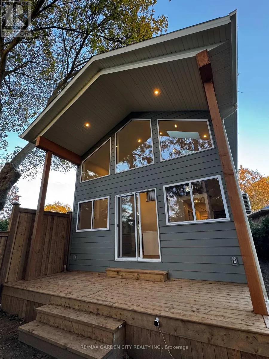 House for rent: 28a Kenworth Drive, St. Catharines, Ontario L2M 4S2