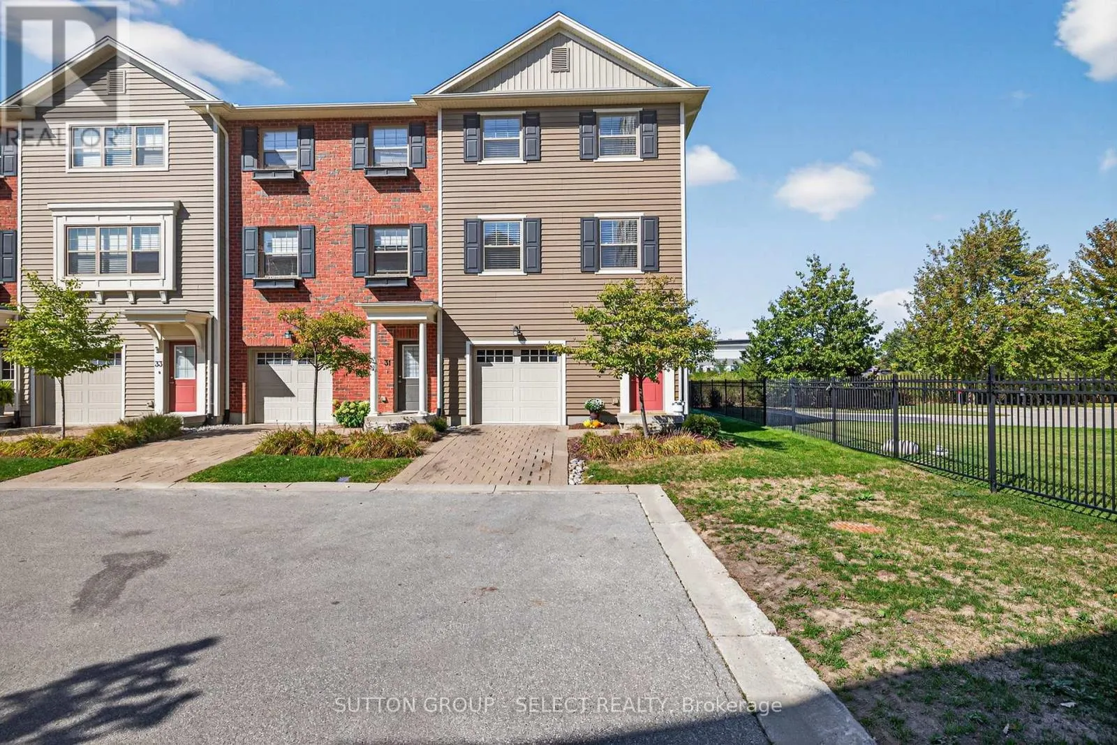 Row / Townhouse for rent: 29 - 1040 Coronation Drive, London North, Ontario N6H 0B5