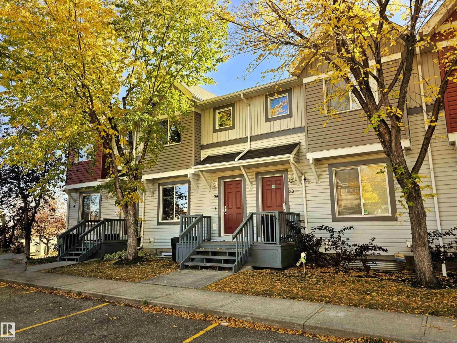 Row / Townhouse for rent: #29 1404 Hermitage Rd Nw, Edmonton, Alberta T5A 0P5