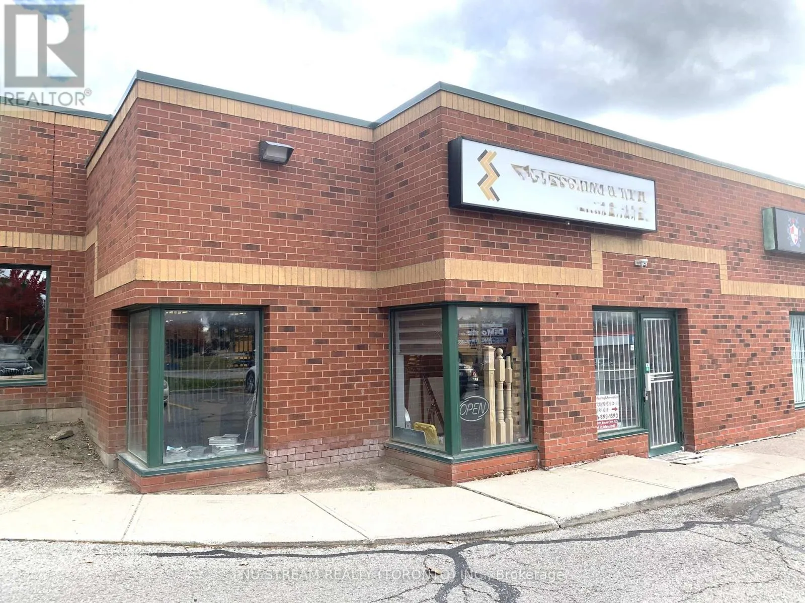 29 - 160 East Beaver Creek Road, Richmond Hill, Ontario L4B 3J6