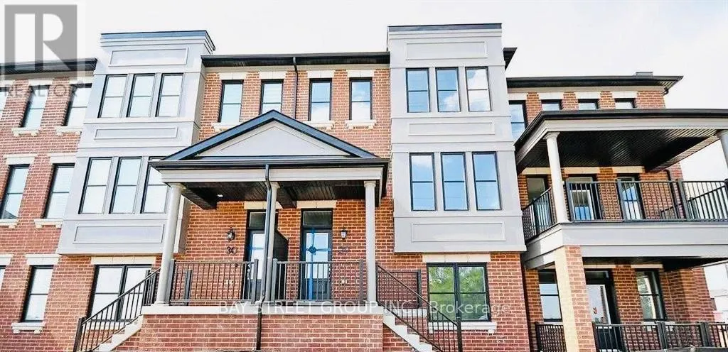 Row / Townhouse for rent: 29 - 980 Logan Drive, Milton, Ontario L9E 1T1