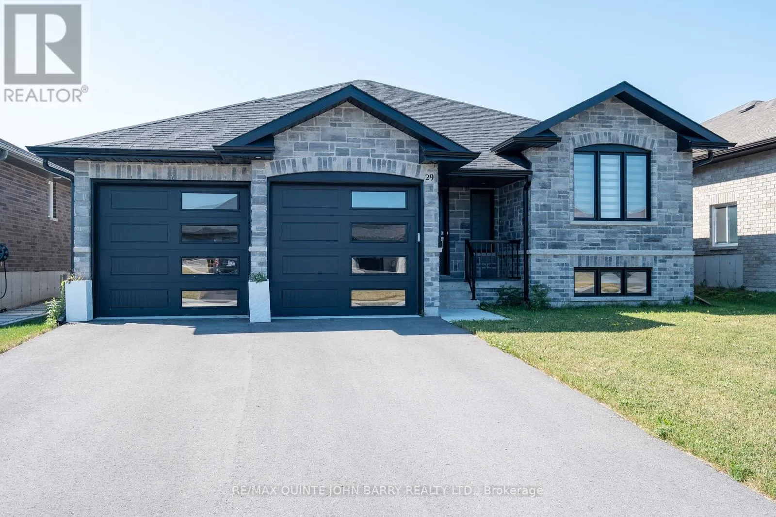 House for rent: 29 Cattail Crescent, Quinte West, Ontario K8V 0J3