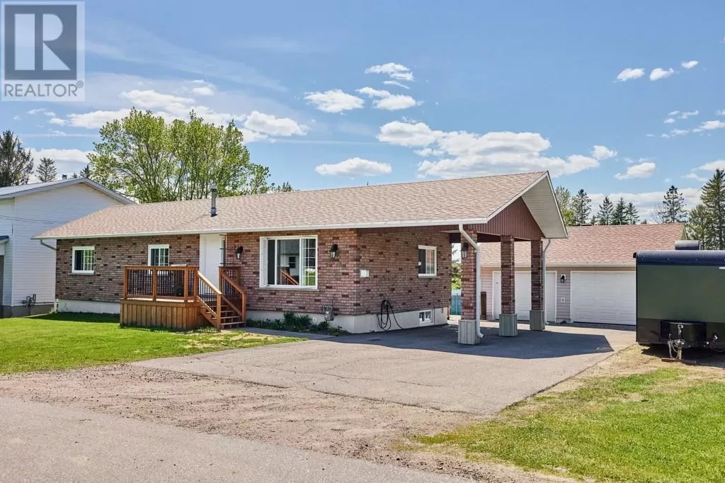 House for rent: 29 Dubeau, Verner, Ontario P0H 2M0