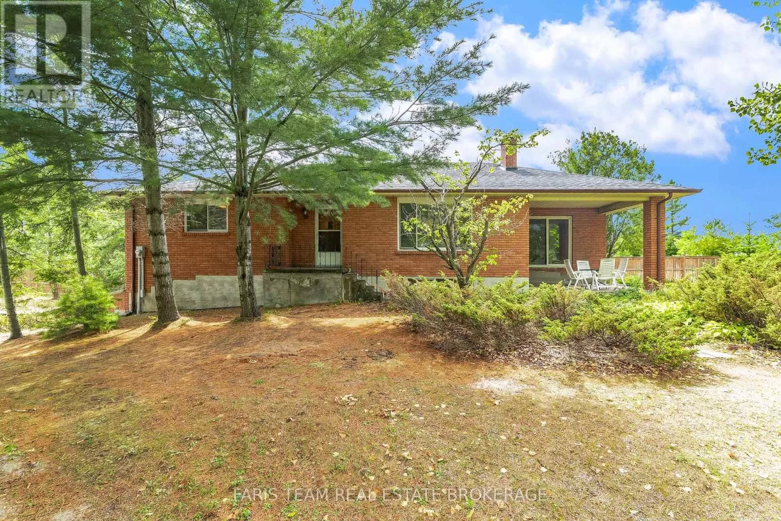 House for rent: 29 Lorrie Crescent, Tiny, Ontario L0L 2T0