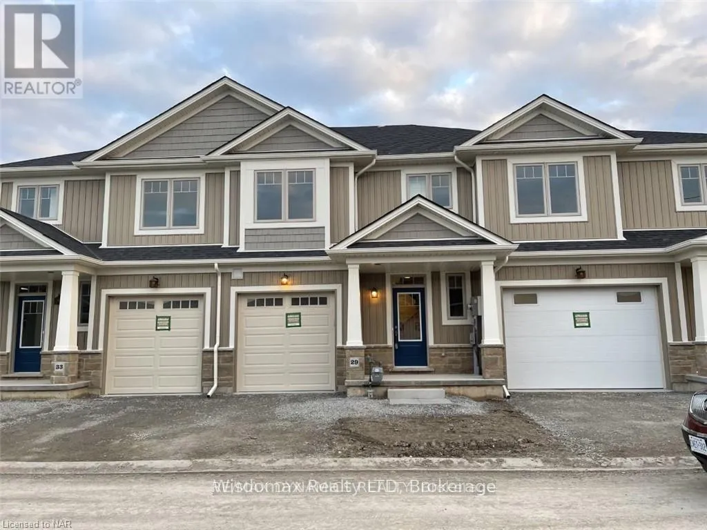 Row / Townhouse for rent: 29 Noah, St. Catharines, Ontario L2P 0G1