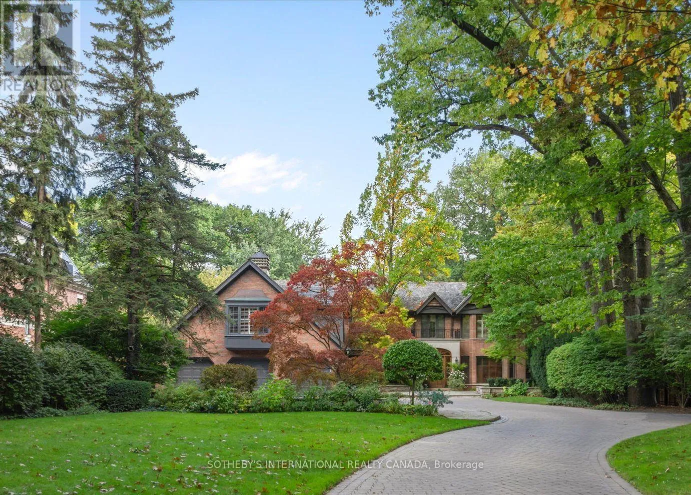 House for rent: 29 North Drive, Toronto, Ontario M9A 4R1