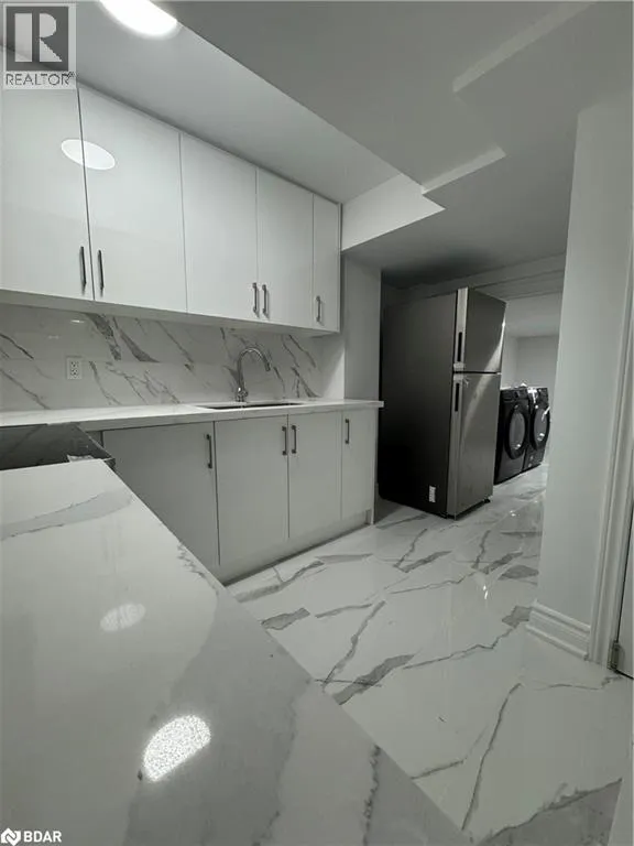 House for rent: 29 Paddington Grove Unit# Lower, Barrie, Ontario L9J 0J3