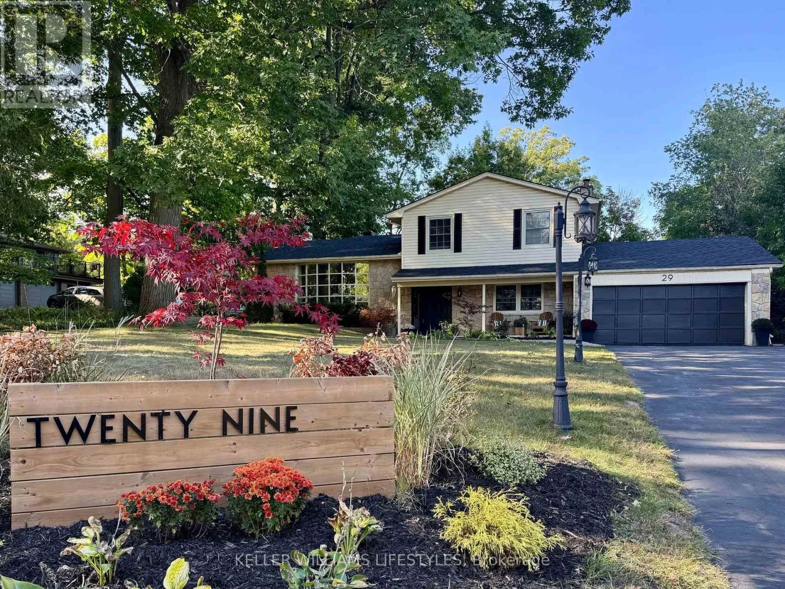 House for rent: 29 Park Lane Court, London South, Ontario N6K 1Z6